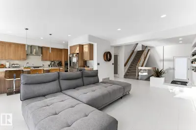 Interior photo 4 of 793 WINDERMERE WD NW