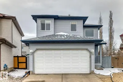 Interior photo 1 of 715 HUDSON PL NW