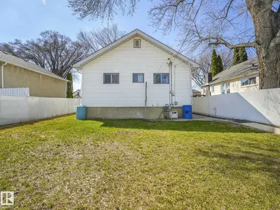 Interior photo 4 of 12245 96 ST NW