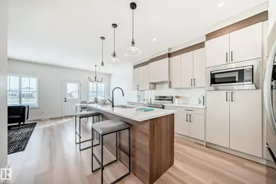 Interior photo 2 of 77 Elliott WD