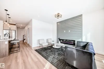 Interior photo 4 of 77 Elliott WD