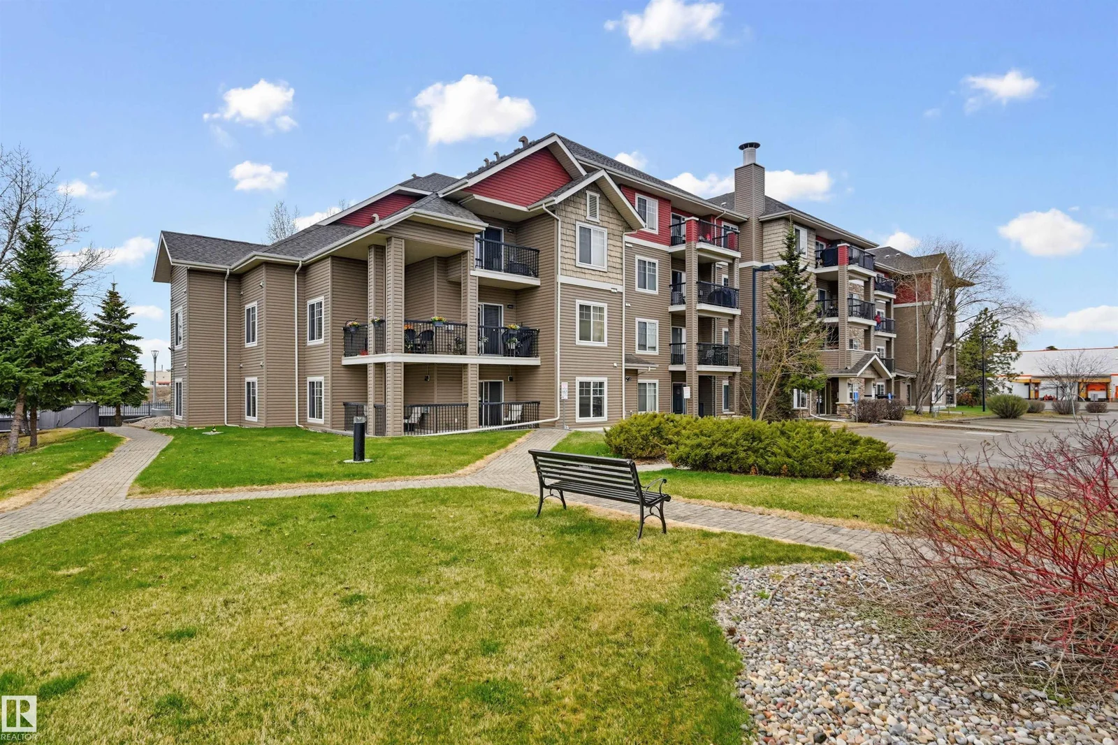 #121 17415 99 AV NW, Edmonton - 2 bedroom Apartment for sale