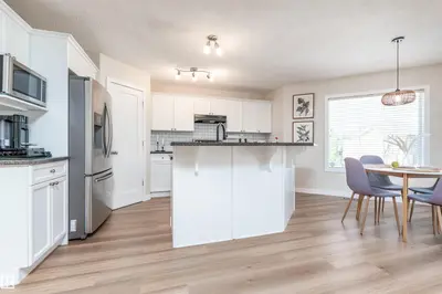 Interior photo 3 of 91 APPLETON CR