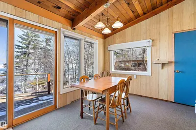 Interior photo 3 of 85 Poplar Bay