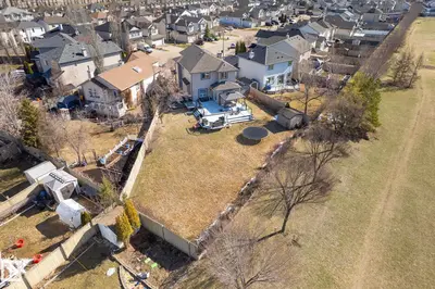 Interior photo 1 of 8027 3 AV SW