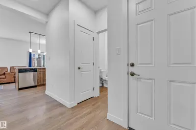 Interior photo 4 of #41 603 ORCHARDS BV SW