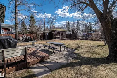 Interior photo 2 of 4828 52 ST