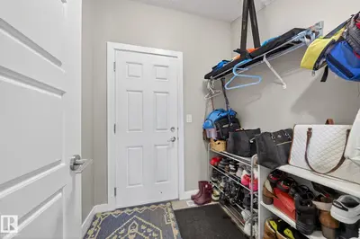 Interior photo 2 of 3639 15A ST NW