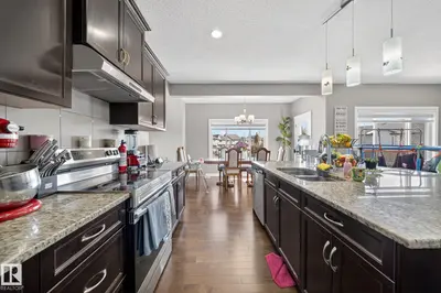 Interior photo 4 of 3639 15A ST NW