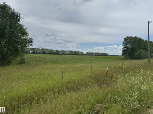 RR130 Hwy 29, Rural Two Hills County - $749,000