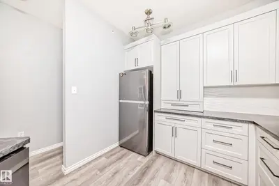 Interior photo 4 of #507 11716 100 AV NW