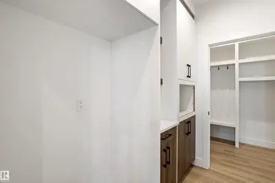 Interior photo 3 of 203 BASIN CO