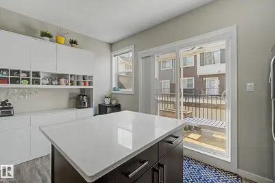 Interior photo 2 of #85 2803 JAMES MOWATT TR SW