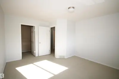 Interior photo 4 of #11 230 EDWARDS DR SW