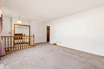 Interior photo 4 of 19 LOUISBOURG PL