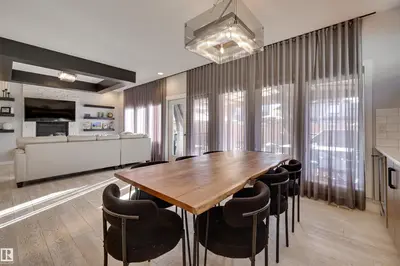 Interior photo 4 of 550 EAGLESON WD NW