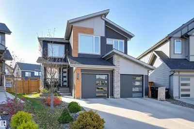 Interior photo 1 of 550 EAGLESON WD NW