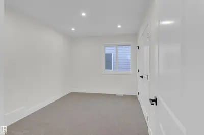 Interior photo 4 of 7936 91 AV NW