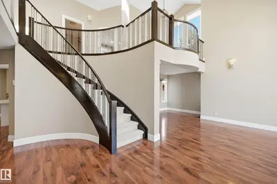 Interior photo 3 of 394 WALKER RD NW