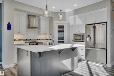 Interior photo 3 of 9 ROLSTON CL