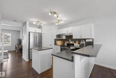 Interior photo 3 of 1148 35 AV NW