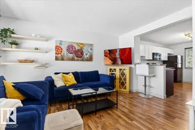 Interior photo 2 of #18 6032 38 AV NW