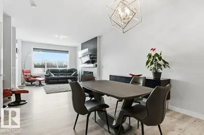 Interior photo 4 of 8018 KIRIAK LI SW