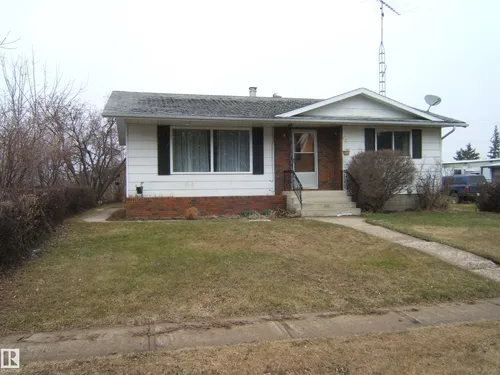 5030 52 AV, Andrew - $195,000