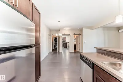 Interior photo 4 of #230 308 AMBLESIDE LINK LI SW