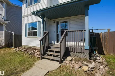 Interior photo 1 of 112 BROOKVIEW WY