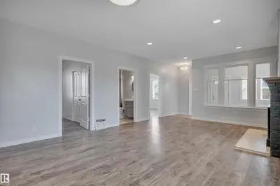 Interior photo 4 of 12734 124 ST NW