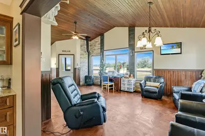 Interior photo 4 of 63006A Rdg Rd 414