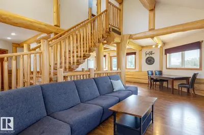 Interior photo 4 of 5 54013 RANGE ROAD 30