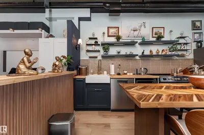 Interior photo 1 of #913 10024 JASPER AV NW