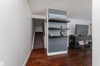 Interior photo 3 of 14 AMBERLY CO NW