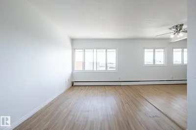 Interior photo 4 of #502D 2908 116A AV NW