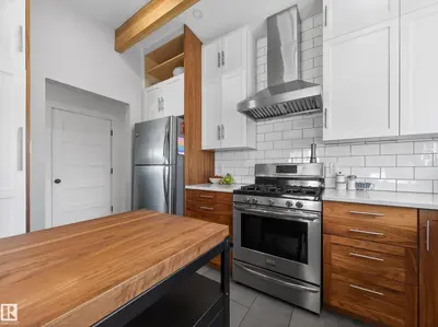 Interior photo 4 of 16105 84 AV NW