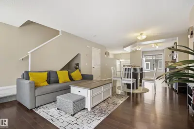 Interior photo 4 of #81 4050 SAVARYN DR SW