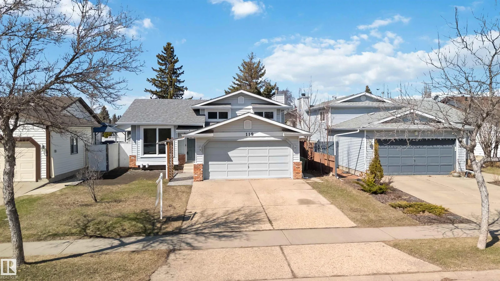 119 DORCHESTER DR, St. Albert - 4 bedroom Detached Single Family for sale