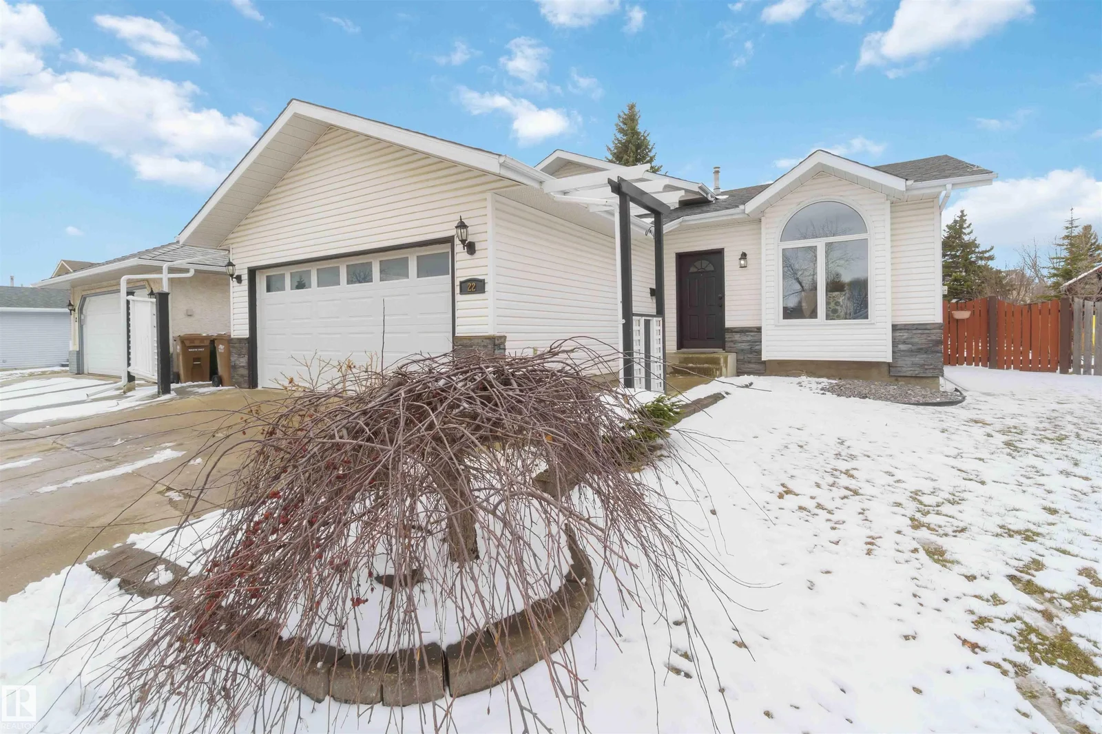 22 DONAHUE CL, St. Albert - 4 bedroom Detached Single Family for sale
