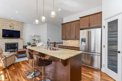Interior photo 2 of 178 Sunterra WY
