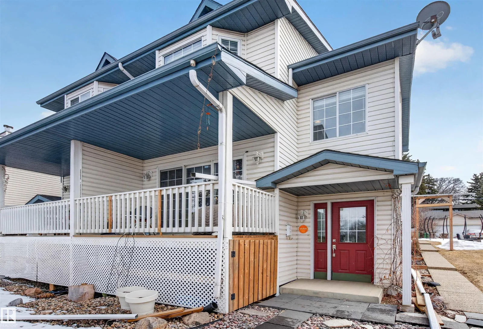 2 STURGEON RD, St. Albert - 4 bedroom Duplex for sale