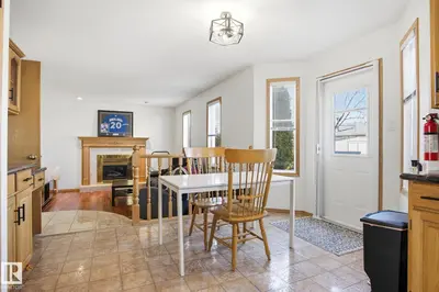 Interior photo 4 of 7220 157 AV NW