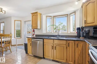 Interior photo 3 of 7220 157 AV NW