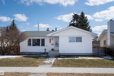 Interior photo 1 of 7807 132 AV NW