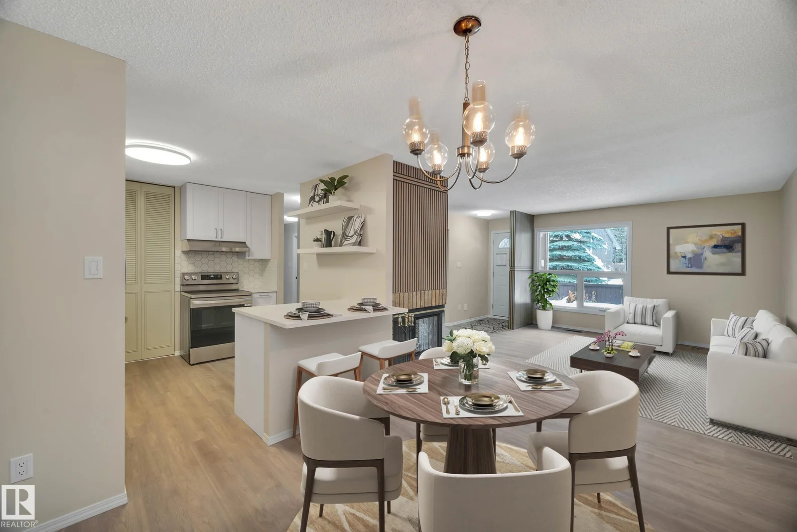 248 SURREY GARDENS GD NW, Edmonton - 3 bedroom Carriage for sale