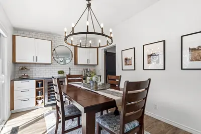 Interior photo 3 of 76 GLENWOOD CR