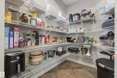 Interior photo 4 of #559 52328 RGE ROAD 233