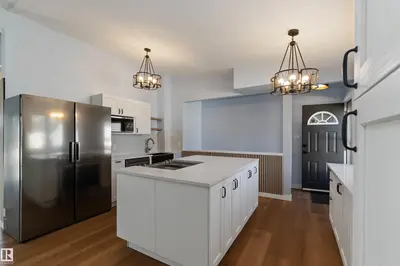 Interior photo 2 of 