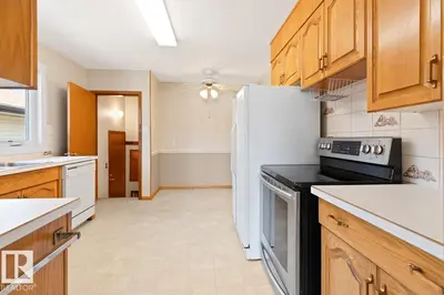 Interior photo 3 of 10307 73 ST NW